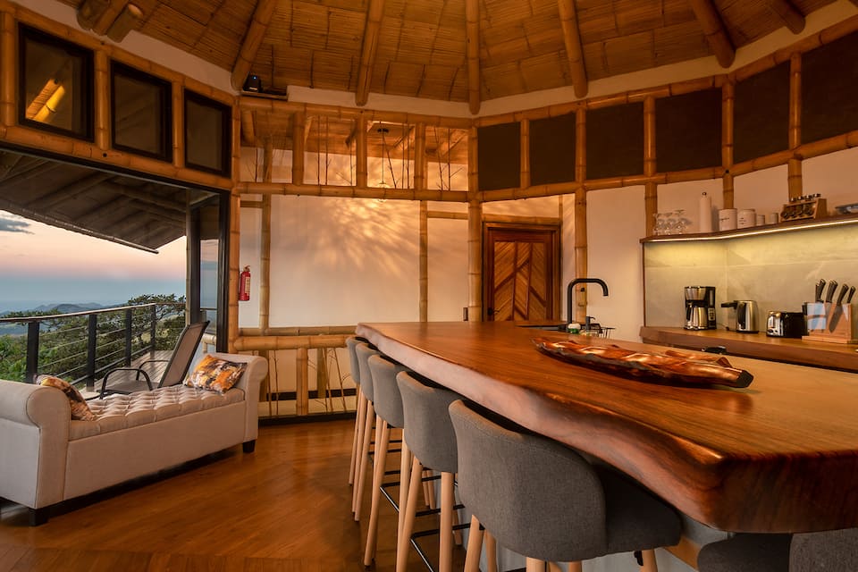 A bamboo cabin above the Gulf of Nicoya, Monteverde, Puntarenas, Costa Rica, photo 4 of 10
