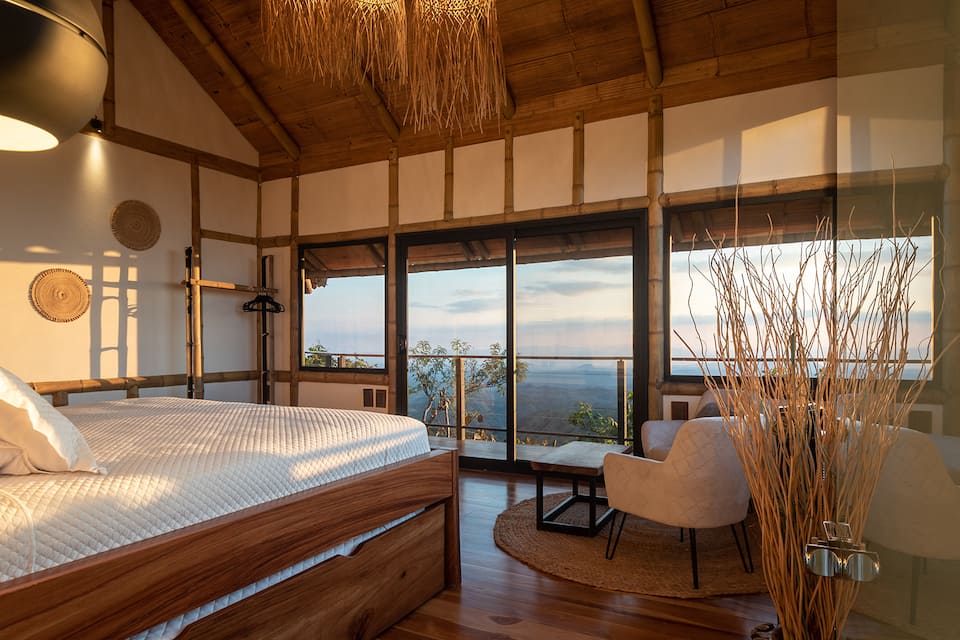 A bamboo cabin above the Gulf of Nicoya, Monteverde, Puntarenas, Costa Rica, photo 10 of 10