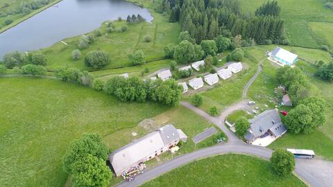 Gîtes pour 25 pers.+ salle 100m²