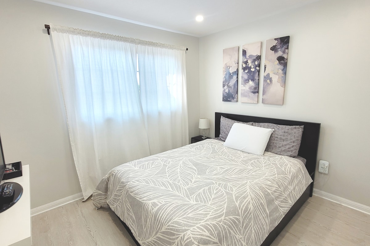 Спалня 3, двойно легло, плъзгащ се килер