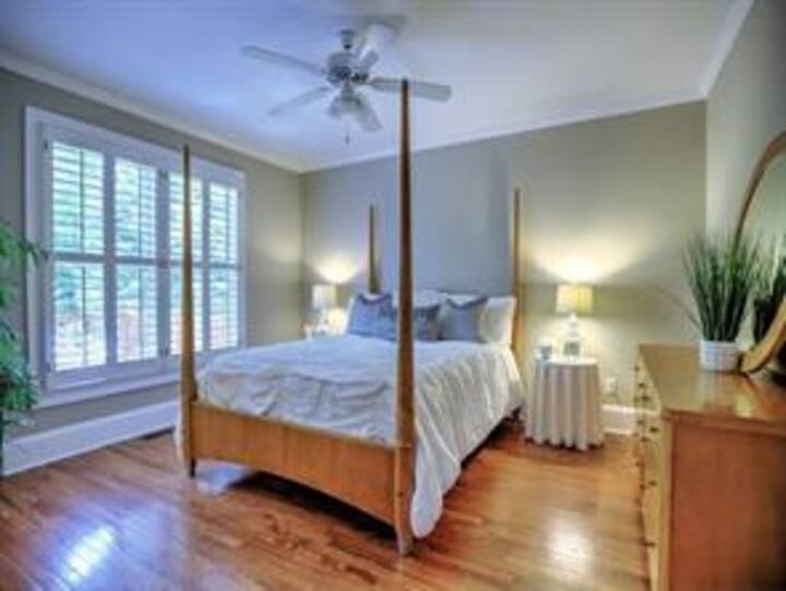 5.000 Quadratfuß - The Presidential Estate - Airbnb