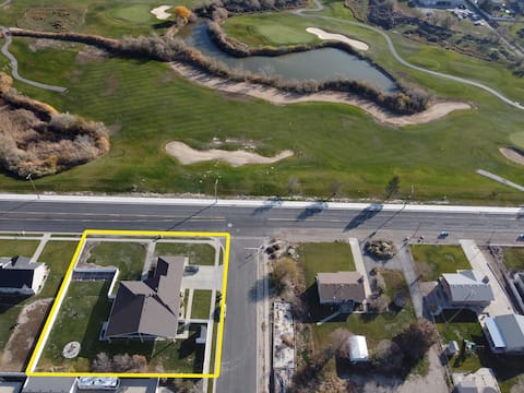 Mountain View! 7BR 4 BA, pets, spa, HUGE deck! LUX