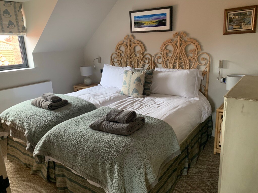 حمام الطابق العلوي الثاني 