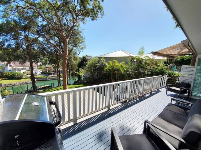 Holiday on the Waterfront. Swim, Kayak, Boat, Fish gallery image 4