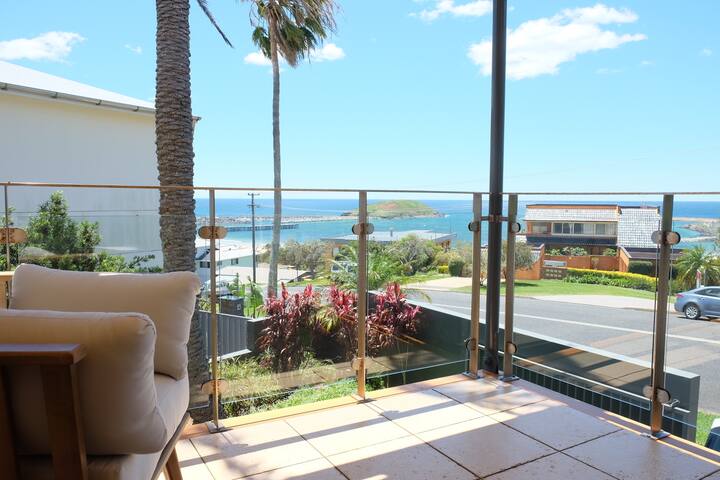 Opera House above Coffs Jetty