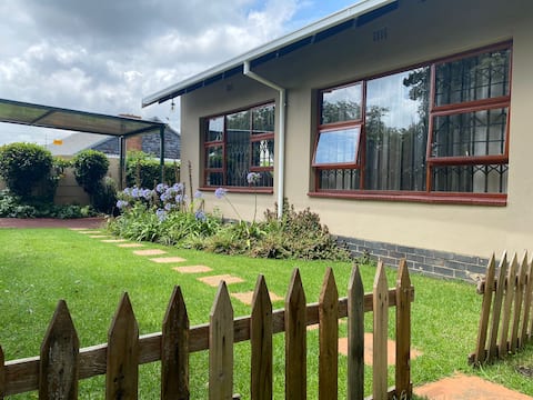 Garden and Park Leisure on Tugela: 2bed near airpt