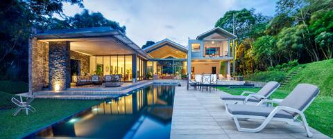 Casa Cristal, a/c, near Antigua, La Reunion