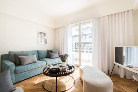 Successful Airbnb property: Sunlit 5th-Floor Apt w/ Balcony • Metro • Kolonaki in κολωνακι λυκαβηττοσ