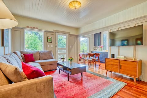 Successful Airbnb property: Russian River Cottage in the Redwoods - Monte Rio in Monte Rio