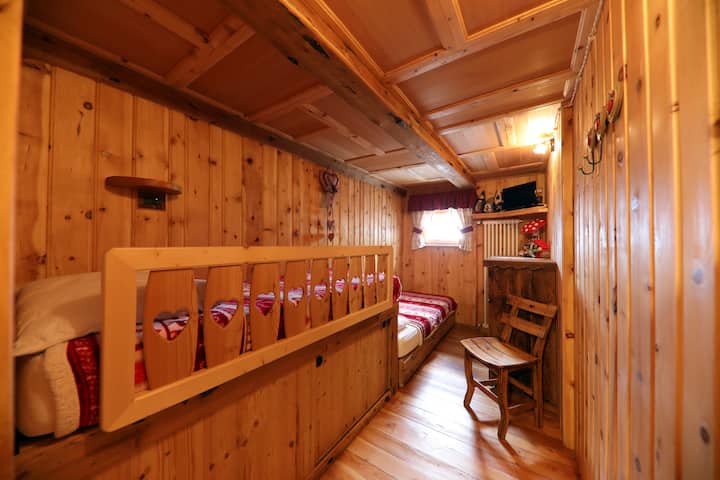 First floor 2 bed room 