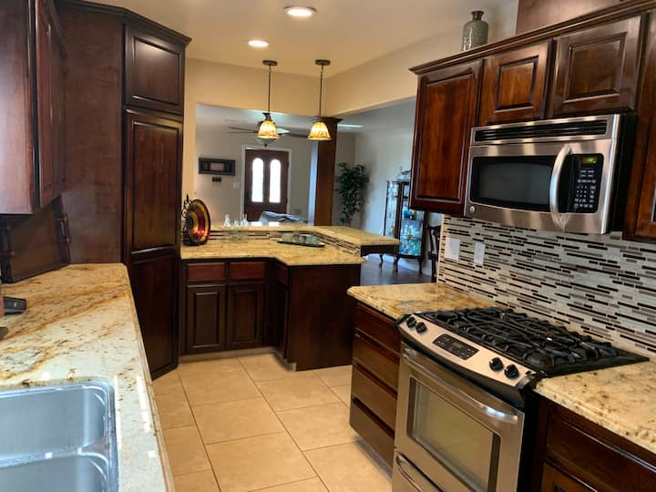 Tulare Vacation Rentals & Homes California, United States Airbnb