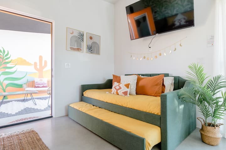 New Listing Discounthot Tubpergolafirepitfully Fenced - Joshua Tree, CA