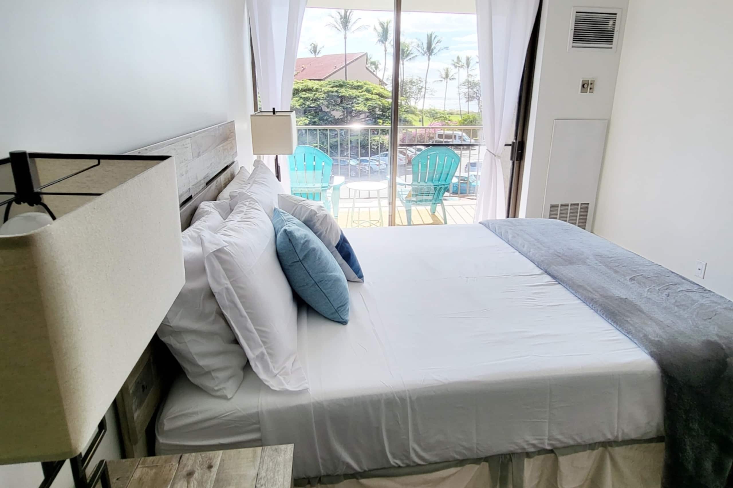 Condo in Kihei · ★4.93 · 1 bedroom · 2 beds · 1 bath - Image 5