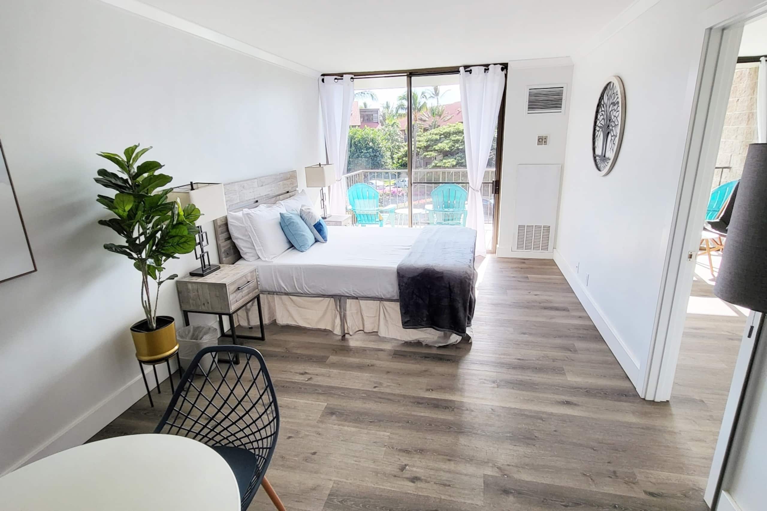 Condo in Kihei · ★4.93 · 1 bedroom · 2 beds · 1 bath - Image 4