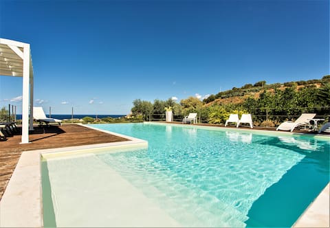 Villa Maria window on the sea