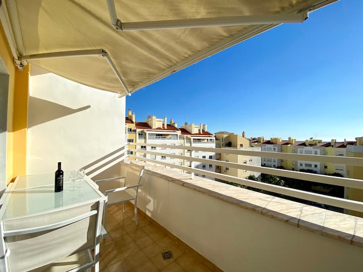 2 Bedroom Apartment Jardins da Parede, Cascais Apartments for Rent