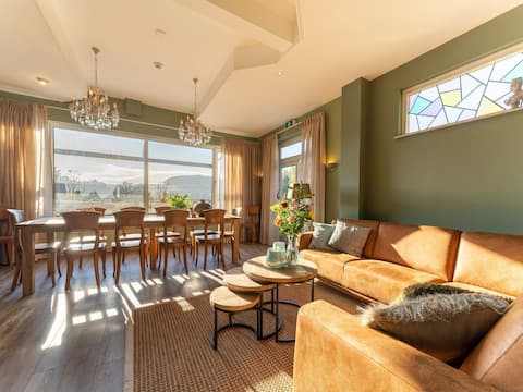 Vacation home with 6 bedrooms in Zuid Limbug