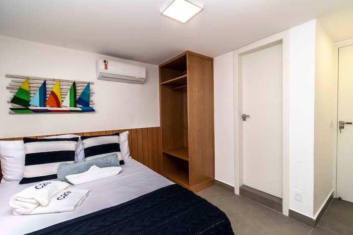 SUITE 2: Widow box bed with auxiliary single bed that pulls under the bed.  Equipped with air conditioning, pillows, and bed and bath linens.