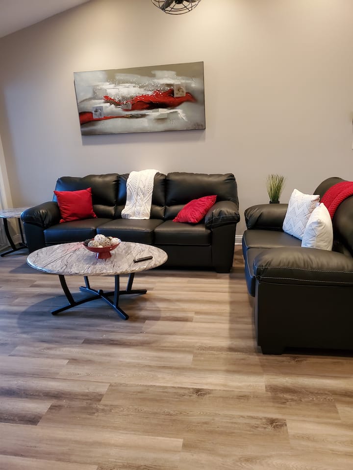 Resort Life at Eagle Pointe on Lake Monroe Condominiums for Rent in