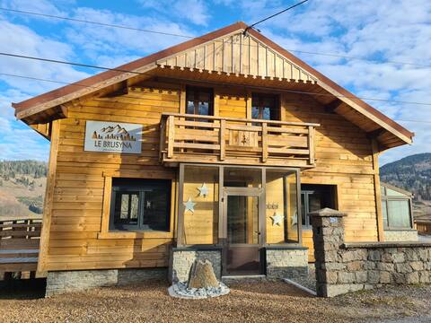 Chalet le Brusyna, with jacuzzi, renovated in Dec 2021!
