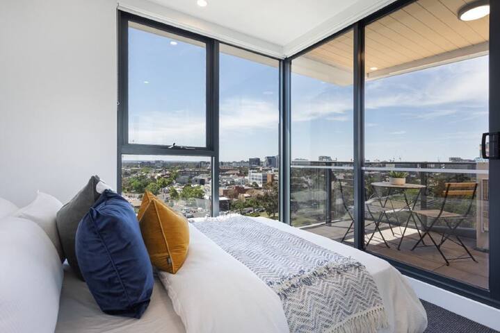 Modern 2Bdr Apartment Melb CBD
