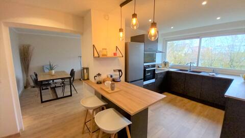 Quiet, near center / metro A République