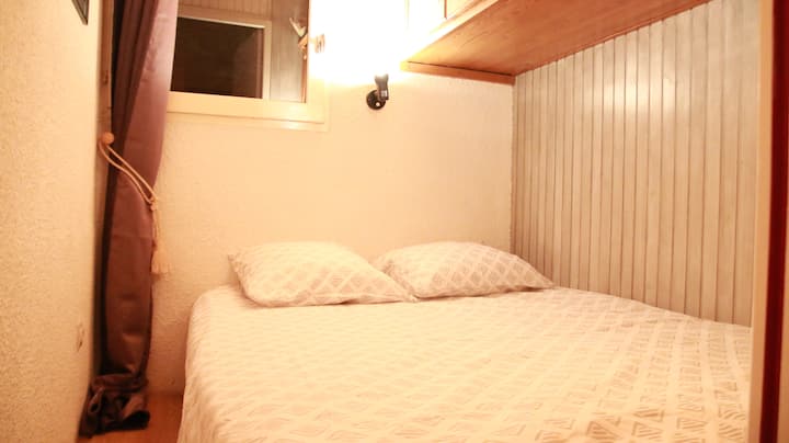 غرفة النوم 3 (في الطابق الأول)