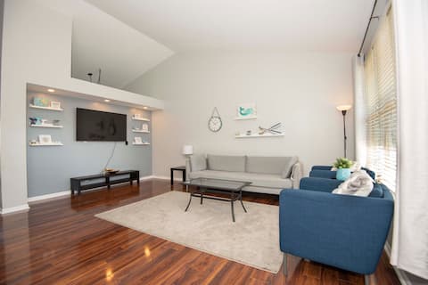 Cozy 4-bedroom ranch - minutes from everything