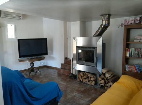 Airbnb performant: Air-conditioned villa, heated pool, terraces. à Saint Raphaël