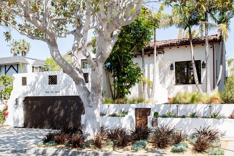 Beautifully Designed Spanish Beach Bungalow