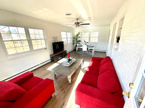 Modern Home Near Washington DC MGM National Harbor