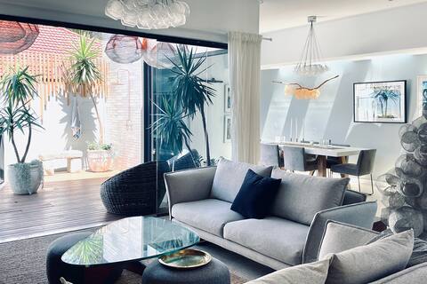 Popular Airbnb listing: Stylish Bondi Beach house: plunge pool & parking in Bondi Beach
