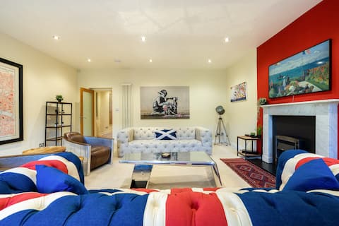 Top performing Airbnb: Central Edinburgh New Town Apartment in New Town