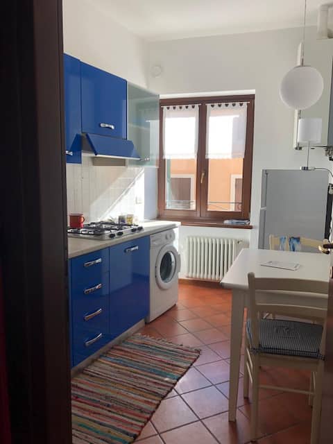 Top Airbnb: MILU' - charming apartment in the center of Garda in Garda