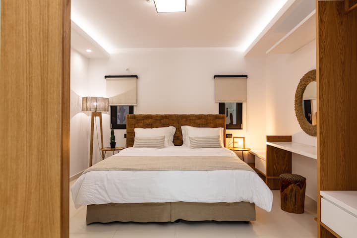 Alt katta ana yatak odası