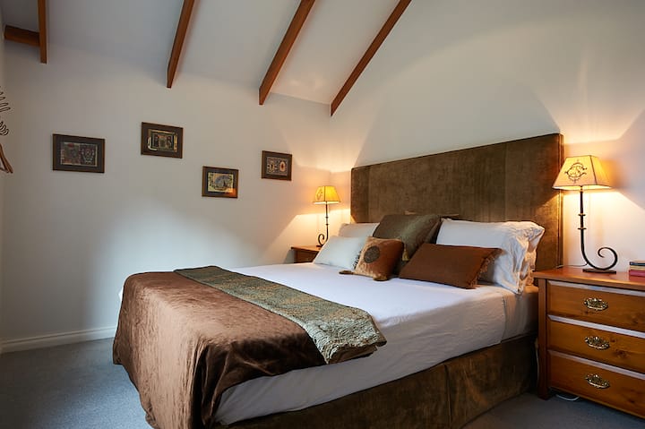 חדר שינה 1 - מיטת קינג