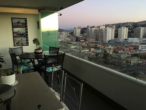 2 bedroom apartment overlooking Viña del Mar
