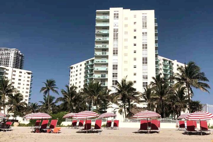 79-C Free Beach Service Parking Oceanfront Tower gallery image 4