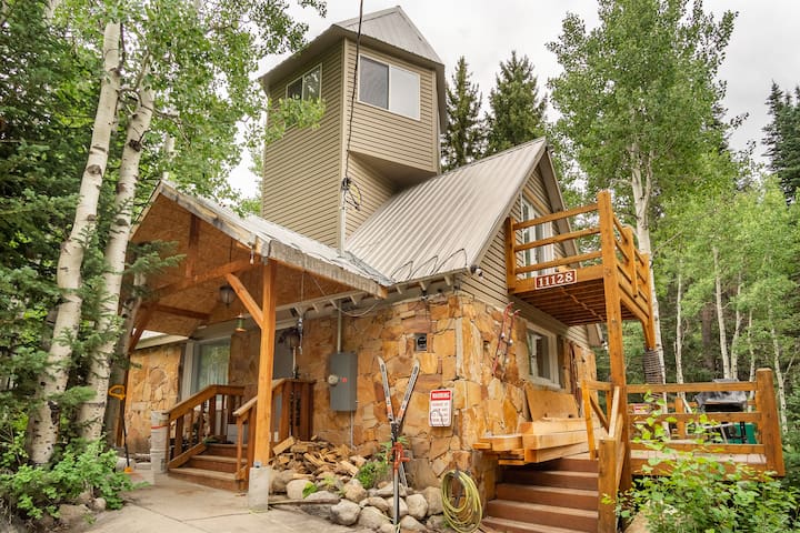 strut managed Airbnb listing 1