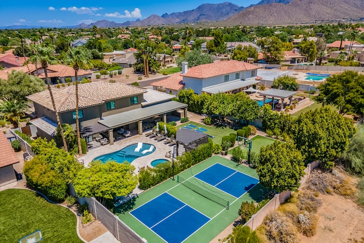 Desert Pickle-ball Paradise in Scottsdale - Houses for Rent in