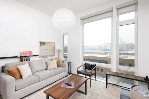 Flexhome Skywalk to Fiserv U4 Rooftop+Gym+Parking