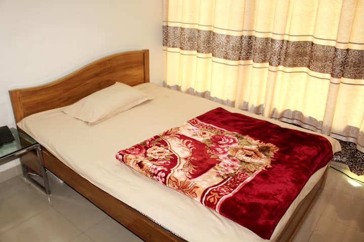 Queen Couple Room

Couple Bed-01

Pax: 02 Persons

AC Room, Private Toilet with Amenities, Hot Water, Complimentary Breakfast for 03 Persons, Wi-Fi & Dedicated Internet Connection (24/7),  Free Mineral Water, Lift & Generator (24/7)