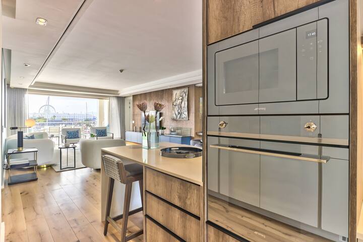 Waterfront Yacht View Three bedroom gallery image 3