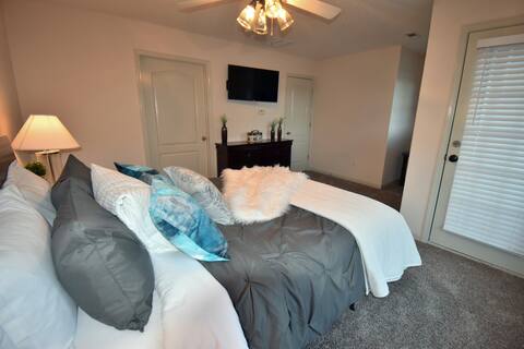 Cozy Renovated Winder Townhouse