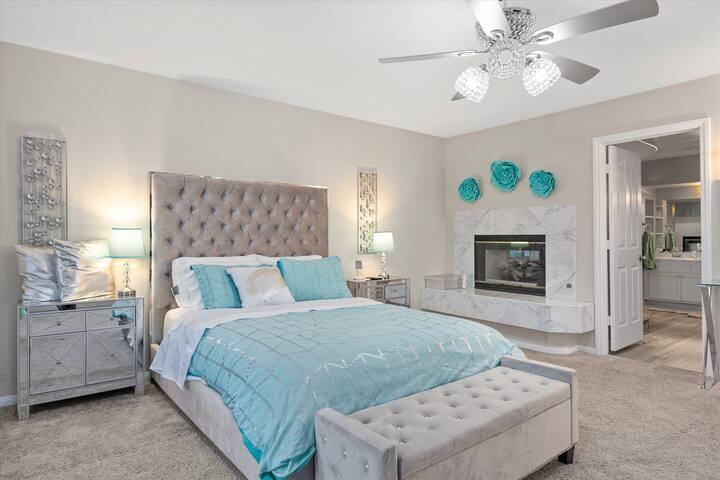 The Royal Blue House- Heated pool gallery image 5