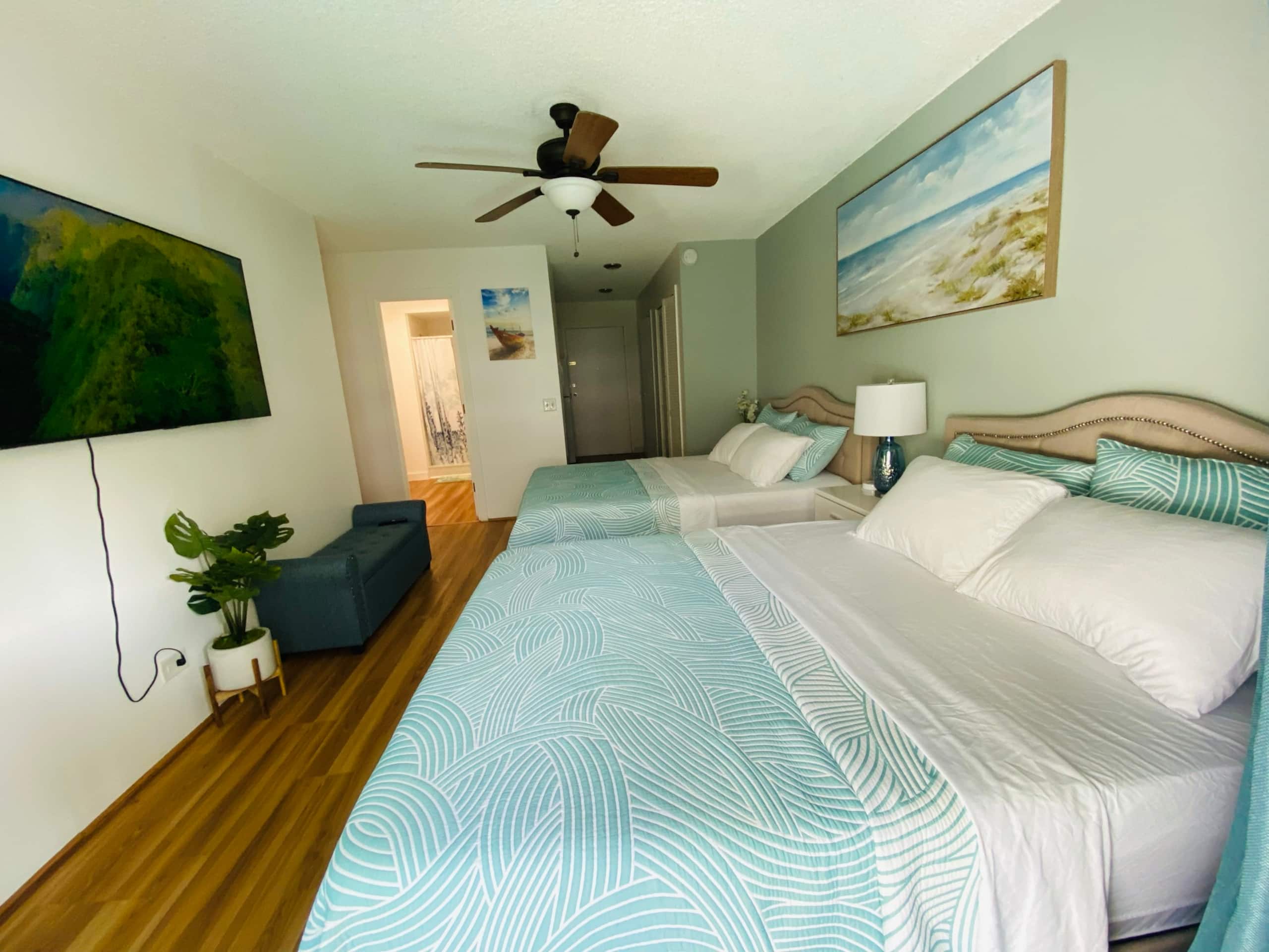 Condo in Honolulu · ★4.9 · 2 bedrooms · 4 beds · 2 baths - Image 13