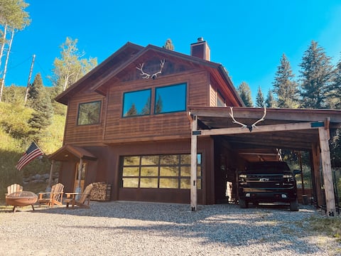 Top performing Airbnb: Big Sky. Away from the crowd. Newly Renovated. in Big Sky