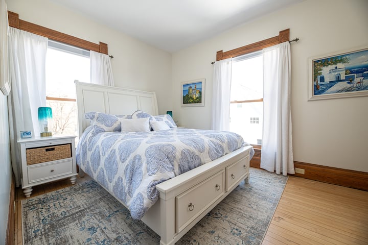 Dhoma e gjumit në katin e dytë