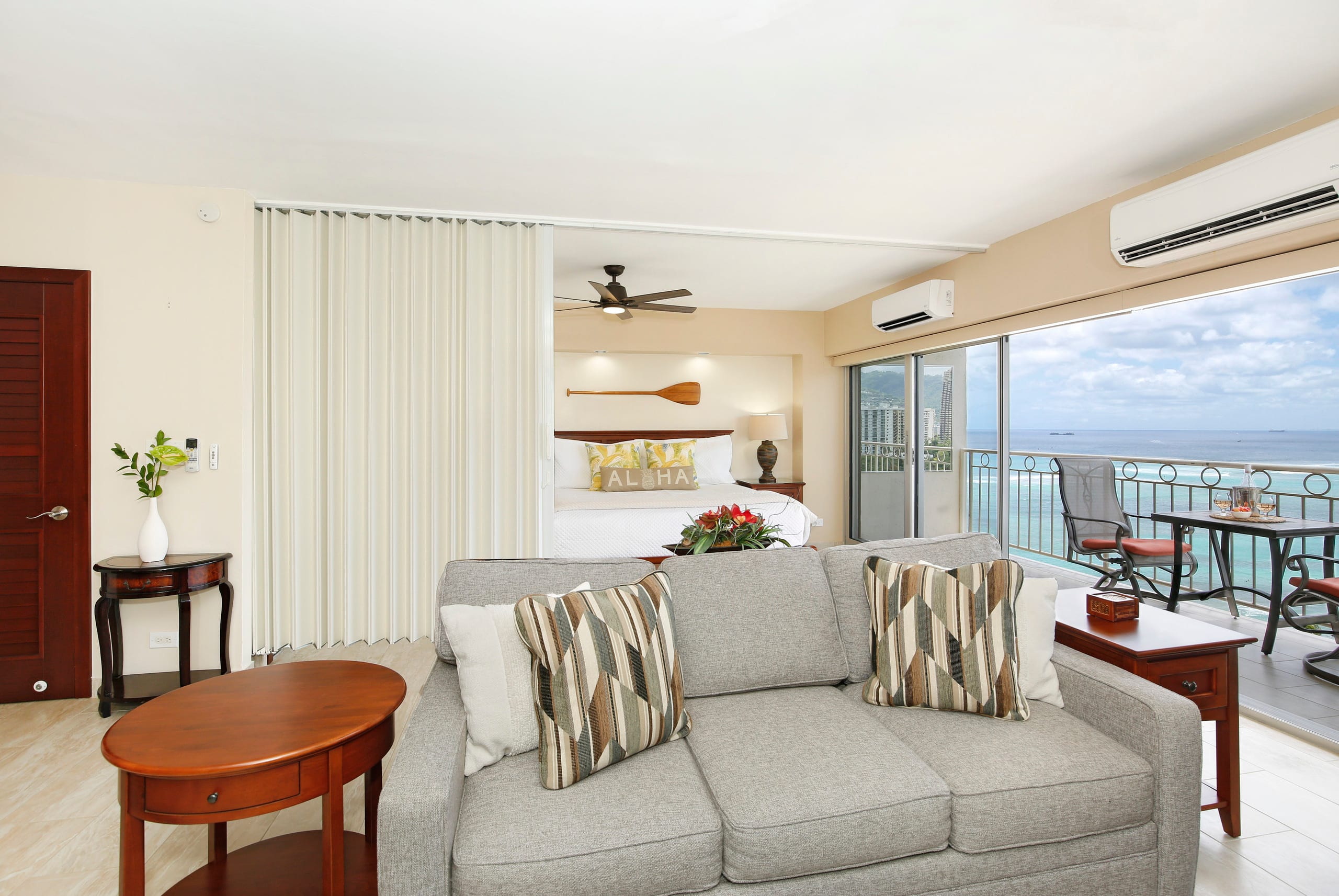 Condo in Honolulu · ★4.86 · 1 bedroom · 2 beds · 1 private bath - Image 7