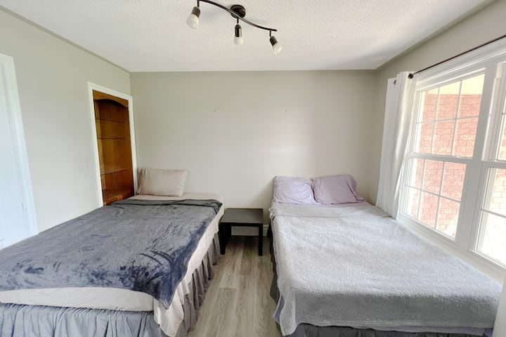 2 double beds